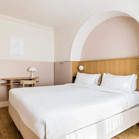 Oratio Paris